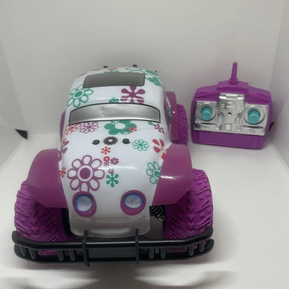 Sharper Image Pink & Purple Pixie Cruiser RC‎ Car Doodle Bug